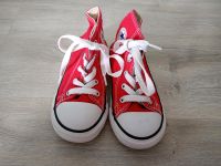 Chucks Kinderschuhe in rot Gr. 25 Niedersachsen - Braunschweig Vorschau