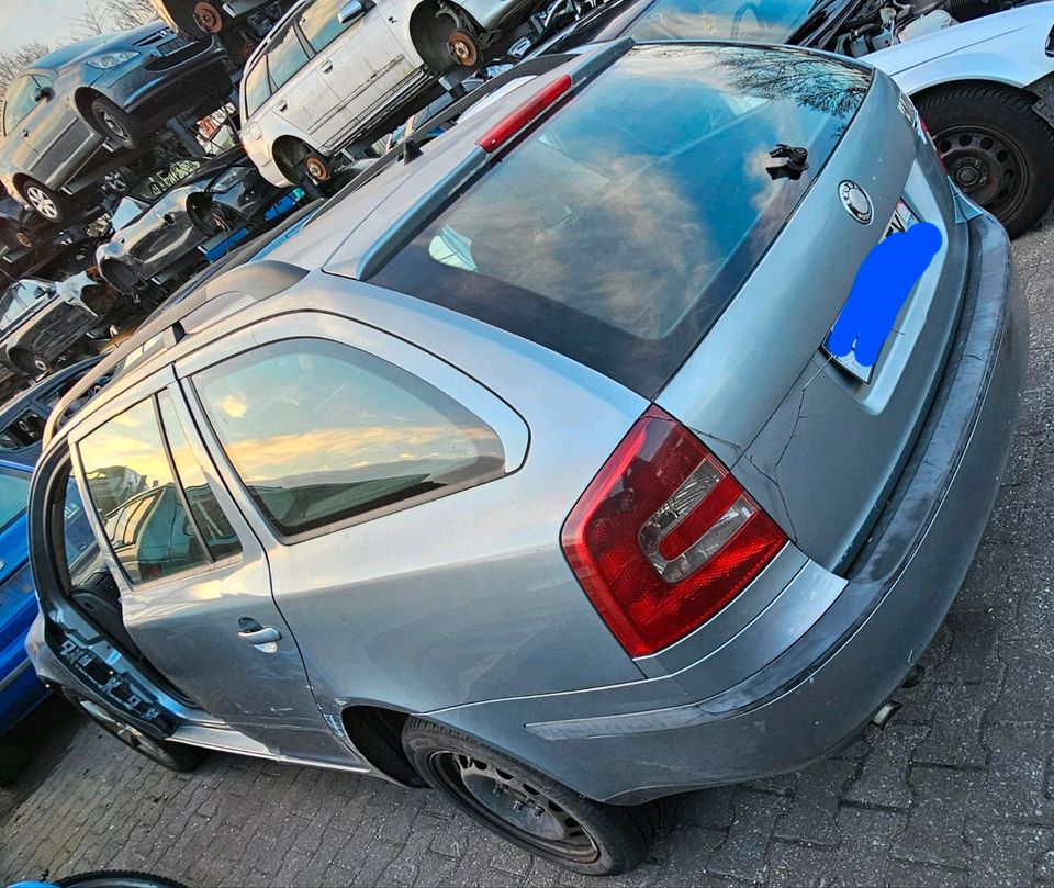 Skoda Octavia Kombi Bj 2004 Schlachtfahrzeug Tür Kotflügel Achse in Mülheim (Ruhr)