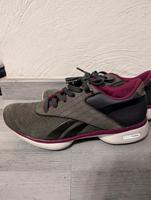 Reebok Turnschuhe grau Gr. 37 Hessen - Gelnhausen Vorschau