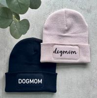 Beechfield Beanie Mütze Dog Dogmom Cat Catmom Mom personalisiert Brandenburg - Rehfelde Vorschau