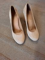 Damenpumps Marke Vagabond beige ungetragen Bayern - Landshut Vorschau