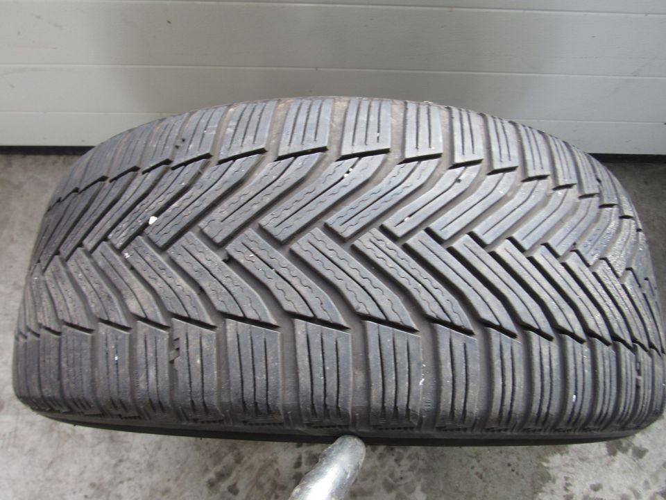 Orig. AUDI A5 8W Winterreifen Alufelgen 225/50 R17 8W0601025AE in Schmidgaden