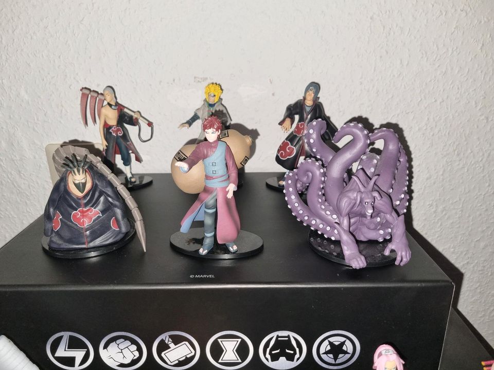 Naruto figuren 14 stück in Esslingen