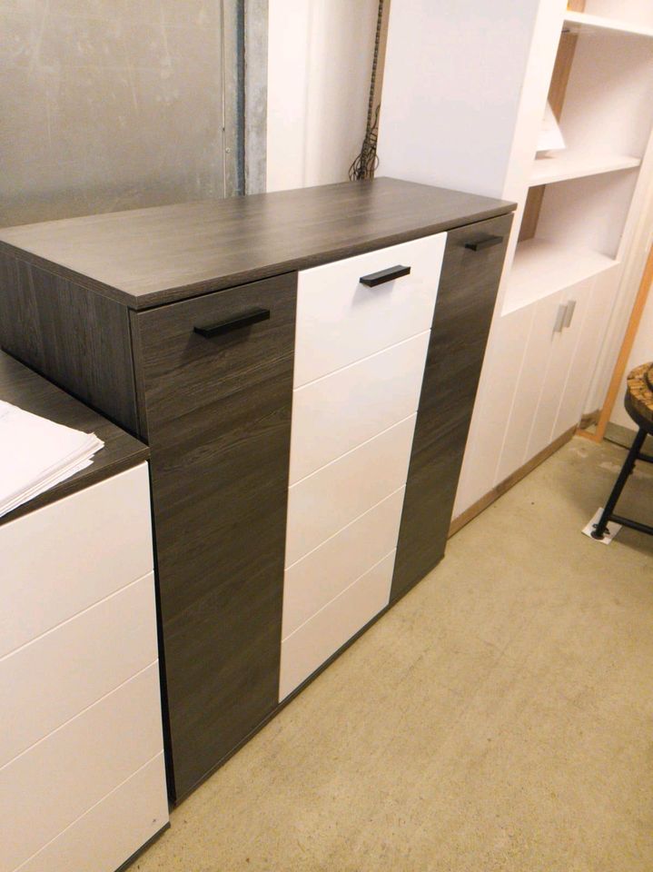 Kommode Sideboard Schrank  MERLIN Versand Bühne in Borgentreich