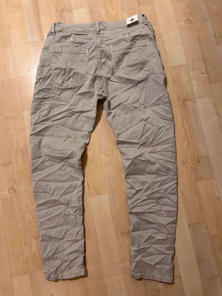 Damenhose XL 42 neu grau in Pulheim