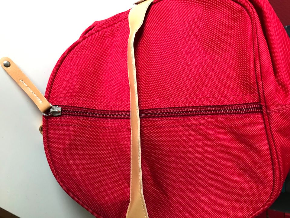 rote Tasche unbenutzt neuwertig in Fürth