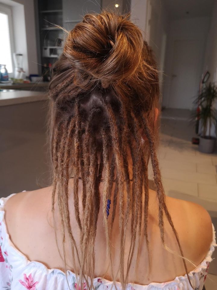 Ich erstelle Dreadlocks in Köln