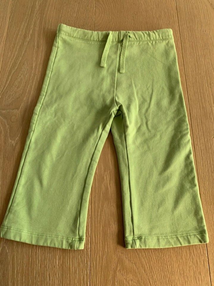 H&M Warme Hose in Gr. 86 in Großkrotzenburg