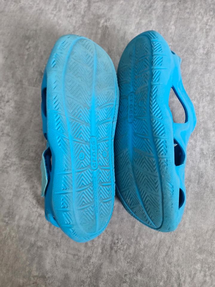 Crocs, blau, Sommerschuhe, Gr. 30 in Mannheim