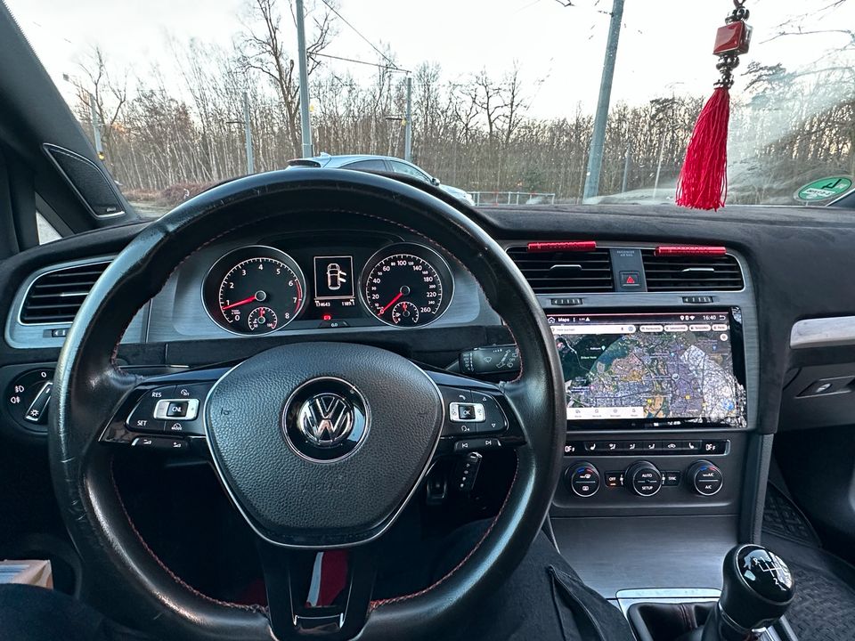 VW Golf7 MK7 GTI Optik in Halle