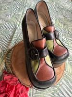 Buffalo Plateau-Pumps in Schwarz 36 - Rarität, Kult-Sammlerstück Hessen - Gießen Vorschau