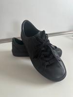 Ugg Sneaker Turnschuhe schwarz ungetragen Bayern - Ingolstadt Vorschau