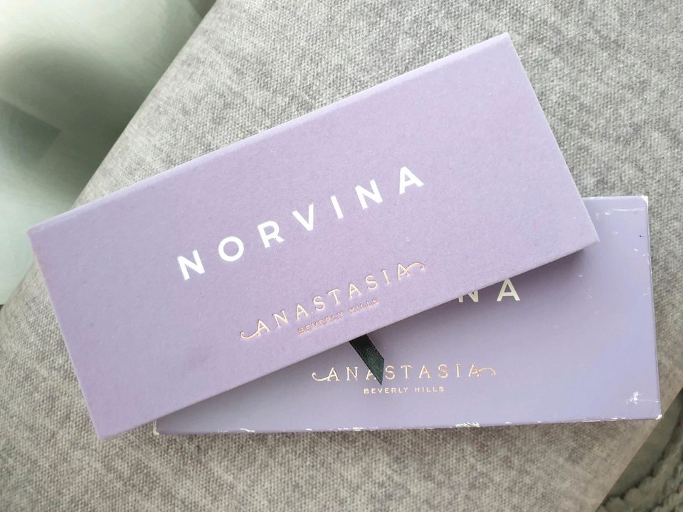 Anastasia Beverly Hills Norvina in Krailling