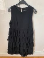 Zara Basic Gr.M Kleid Plissee Rüschen kurz schwarz Midi/Mini München - Laim Vorschau