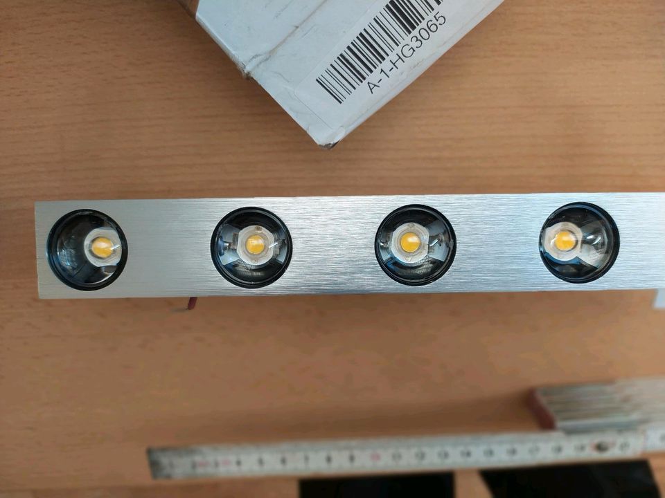 LED Wandleuchte Neu silber kaltweiß o. warmweiß UVP 23,95€ in Leipzig