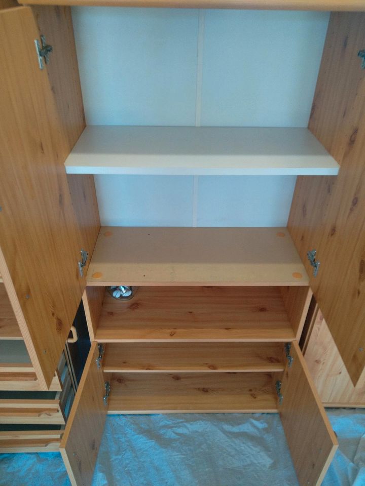 Wohnzimmer Schrank in Oersberg