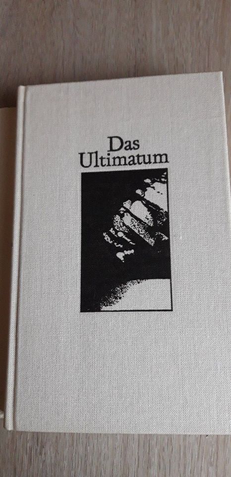 Roman "Das Ultimatum" von Günther Stein in Bad Dueben