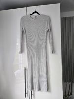 Graumeliertes Kleid mit Rippenstrick von Bershka Berlin - Reinickendorf Vorschau