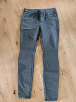 Damen Jeans grau Gr.38 nur 1x getragen Nordrhein-Westfalen - Brilon Vorschau