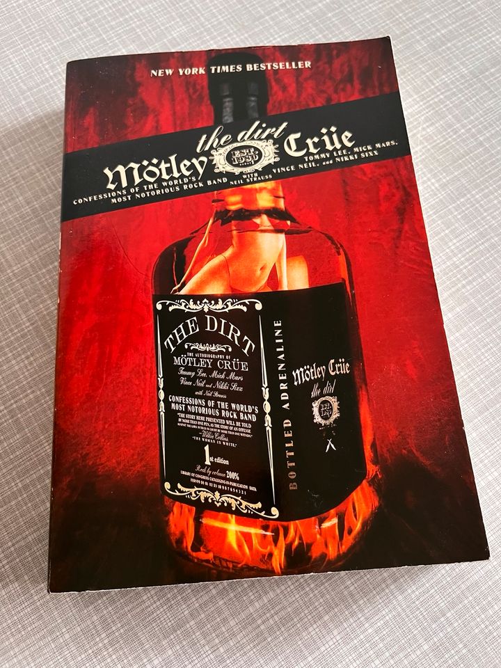 Mötley Crüe - The Dirt (Buch) in Karlsruhe