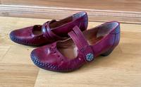 Damenschuhe Lederschuhe Absatzschuhe Riemchenschuhe rot Dresden - Loschwitz Vorschau