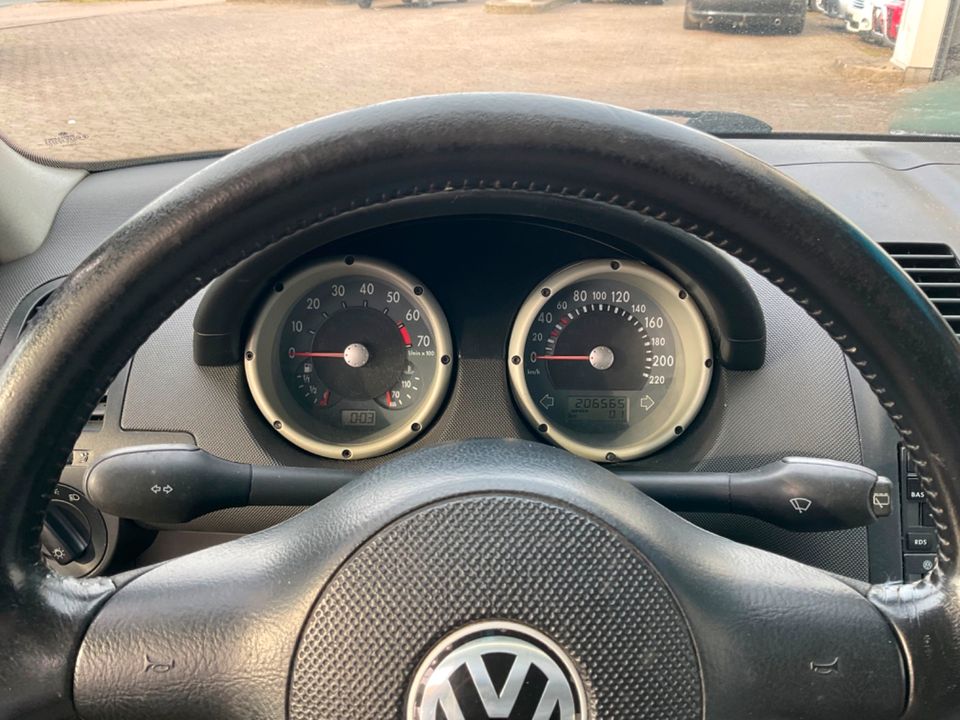 Volkswagen POLO 6N 1.4 Benzin Manuel in Minden