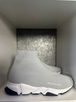 Balenciaga Speed Trainer grau Gr.45 Düsseldorf - Stadtmitte Vorschau