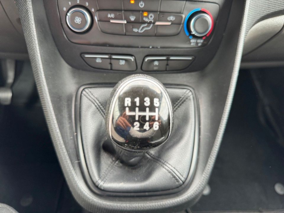 Ford Transit Connect 1.5 Kasten Klima Bluetooth in Brehna
