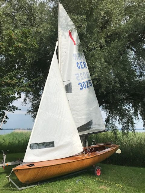 Segeljolle, Holz, Korsar oder Finn Dinghy in Kumhausen