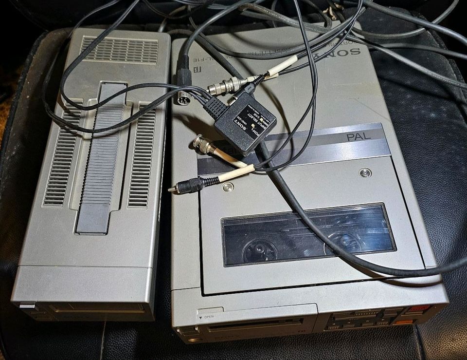 Sony SL-F1E portabler betamax Videorecorder in Kelkheim