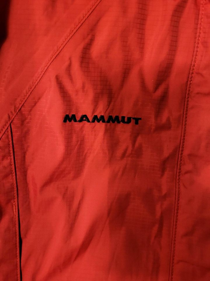 Mammut Regenjacke Rot Small S Damen Mädchen in Augsburg