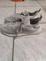 Sneaker von Adidas Grau Gr 37 top Duisburg - Rheinhausen Vorschau
