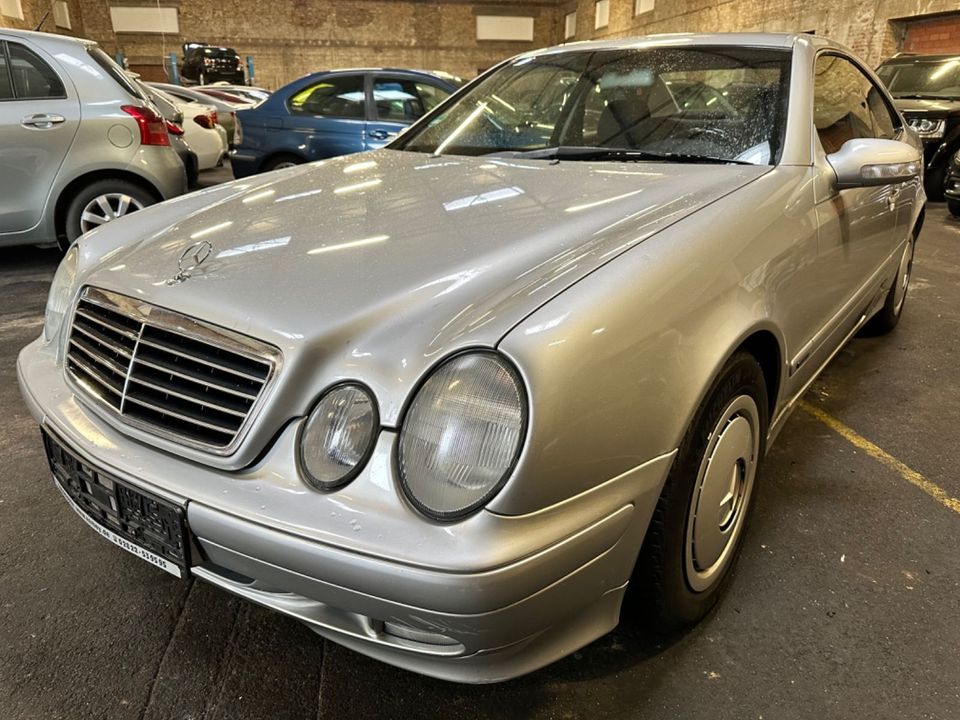 Mercedes-Benz CLK 200 ELEGANCE in Weilerswist