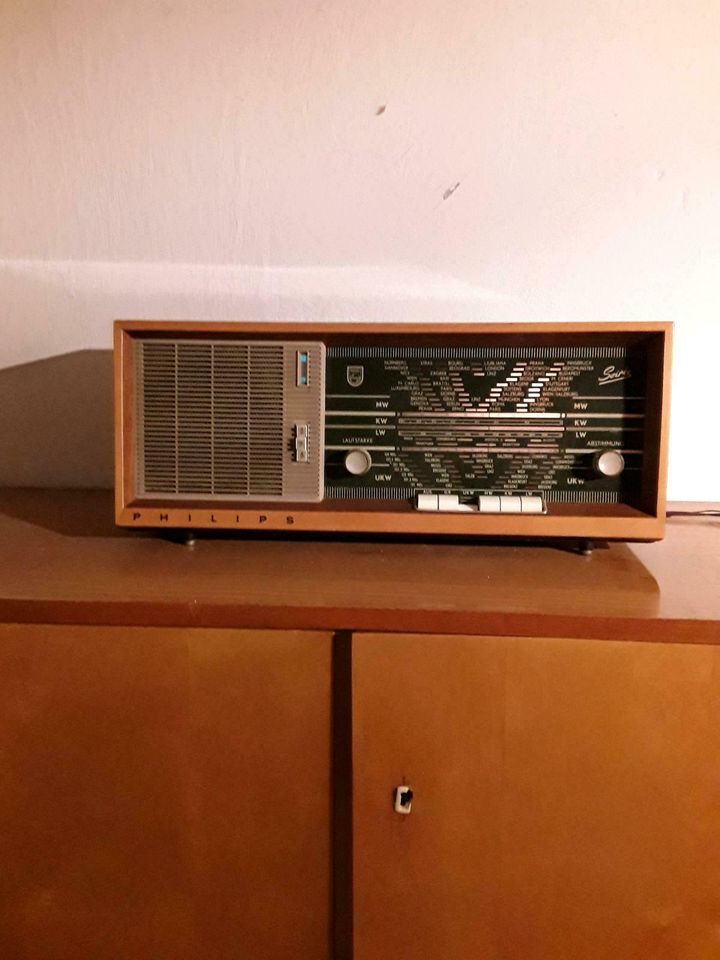 Vintage Radio Philips Soiree 1963/ 64 in Leipzig