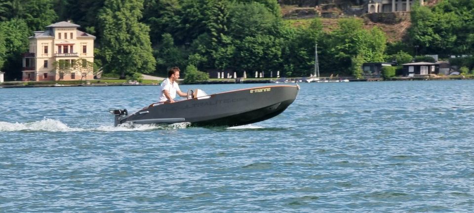 KART 388 ideal mit Torqeedo Cruise 6.0 / ePropulsion Navy 6.0 EVO in Berlin