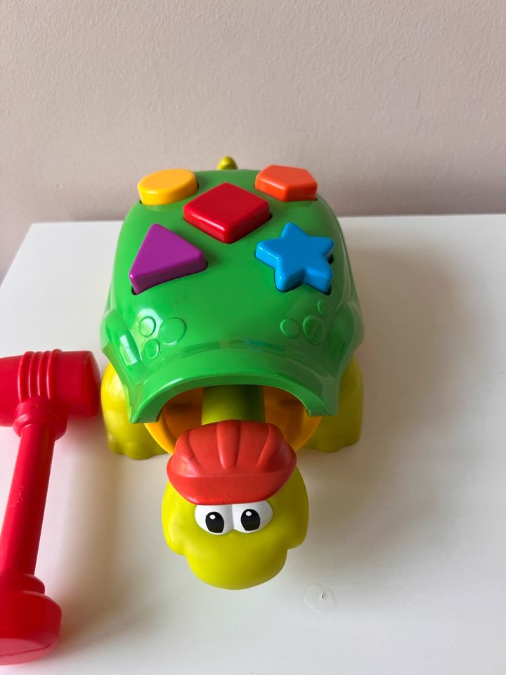 Fisher Price 505631 - Klopfspaß, Schildkröte ab 18 Monate in  Nordrhein-Westfalen - Wachtberg | Baby Spielzeug gebraucht kaufen | eBay  Kleinanzeigen ist jetzt Kleinanzeigen