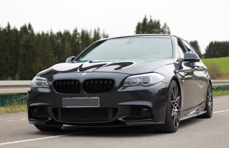 BMW 5er F10  (550i) in Donaueschingen