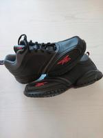 Reebok Schuhe schwarz Gr 40,5 Nordrhein-Westfalen - Düren Vorschau