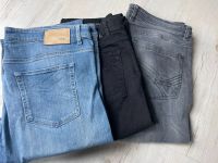 Jeans Hosen Männer Herrenhose Boss Brax Xl 36 Nordrhein-Westfalen - Castrop-Rauxel Vorschau