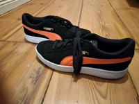 Puma Smash V2 Sneaker in Schwarz/Orange - Kaum Getragen (Größe 38 Berlin - Charlottenburg Vorschau