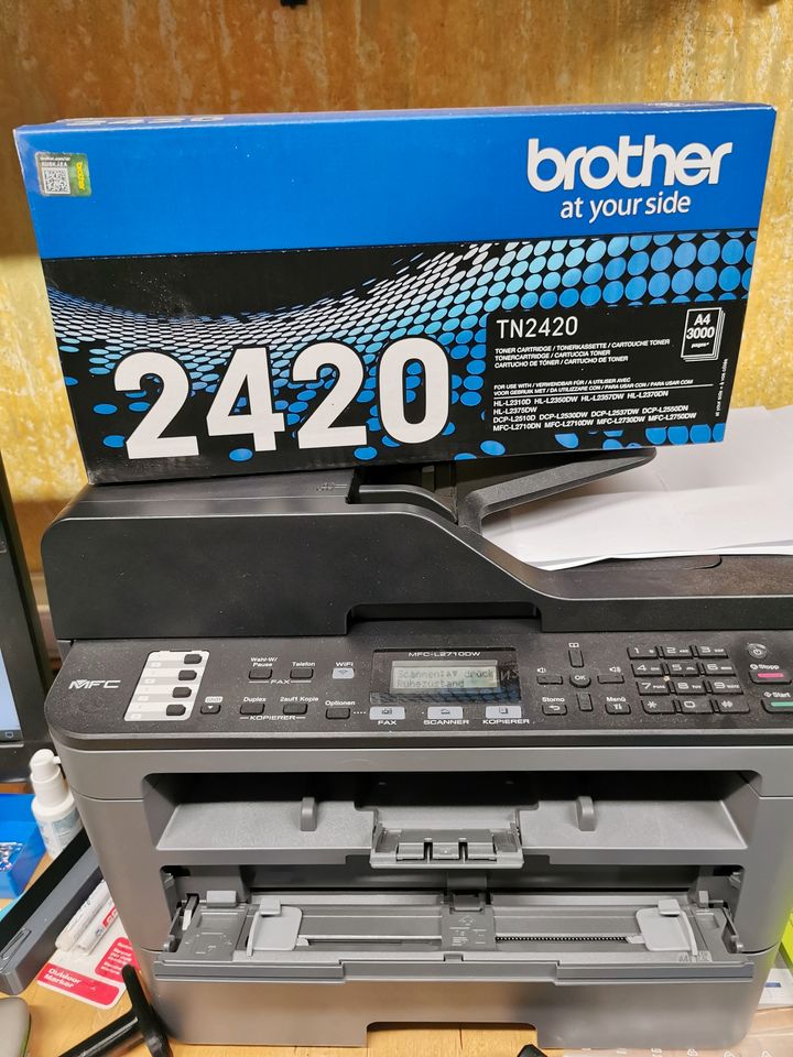 BROTHER LASER-Drucker MFC-L2710, kaum benutzt in Geiselhöring