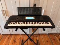 Yamaha PSR-730 Keyboard / E-Piano inkl. Gig Bag und Ständer Berlin - Charlottenburg Vorschau