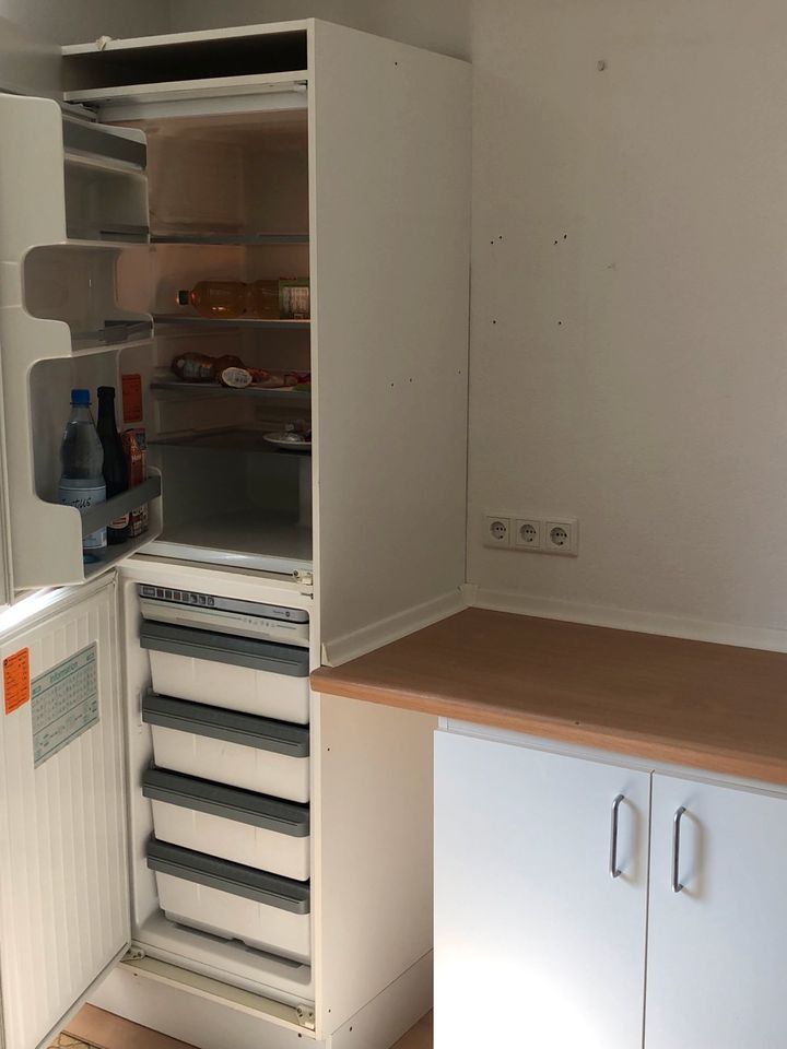Küchengeräte (Elektro und Unterschränke) in Ranstadt