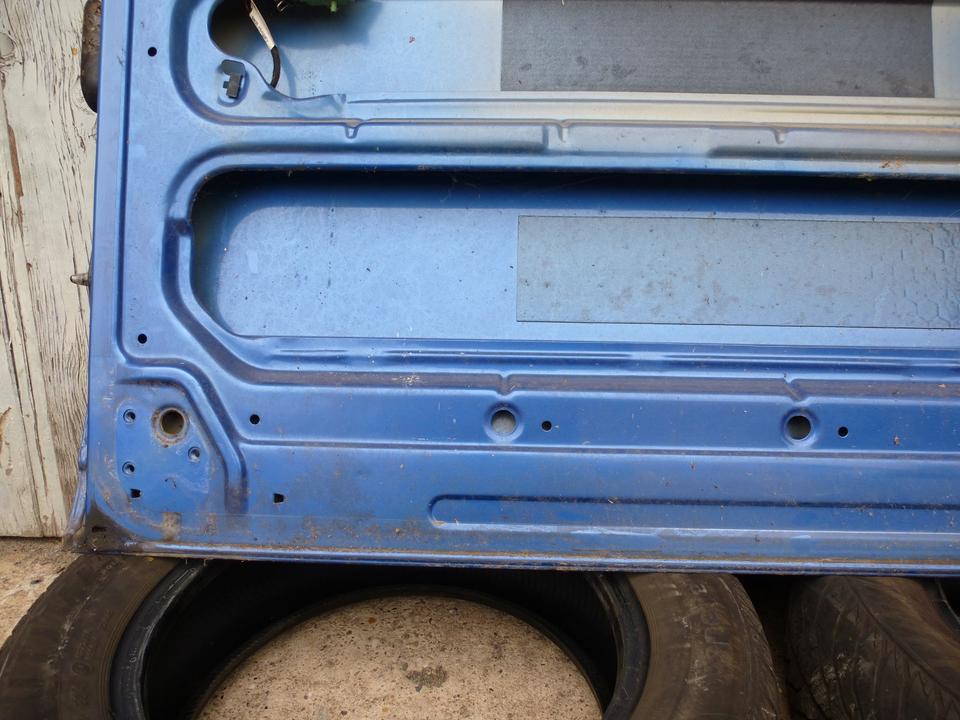 VW T4 Schiebetür rechts blau absolut kein Rost! in Gutenswegen