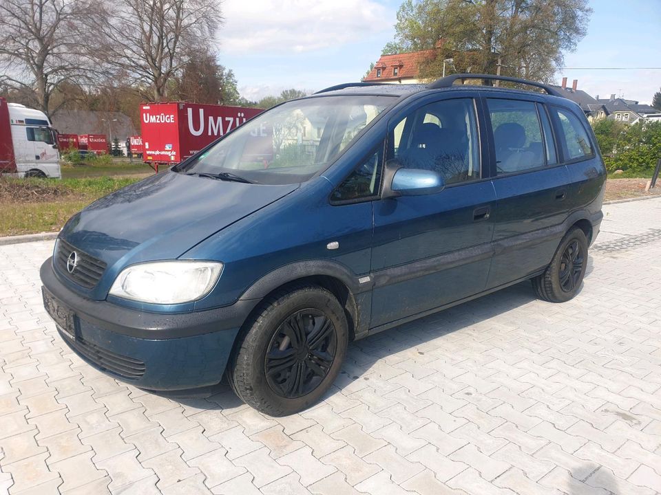 Opel Zafira 2.2 Benzin 16V 7 Sitzer Tüv:01/2025 Klima in Chemnitz