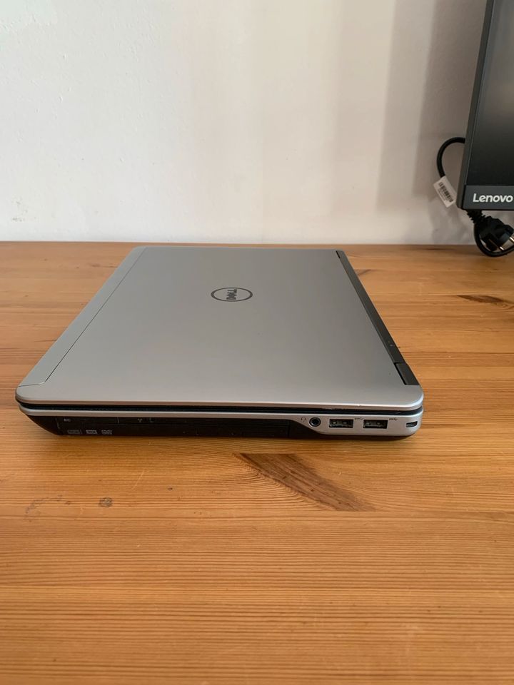 Dell Laptop mit Core i5 Prozessor & 14-Zoll-Bildschirm in Berlin