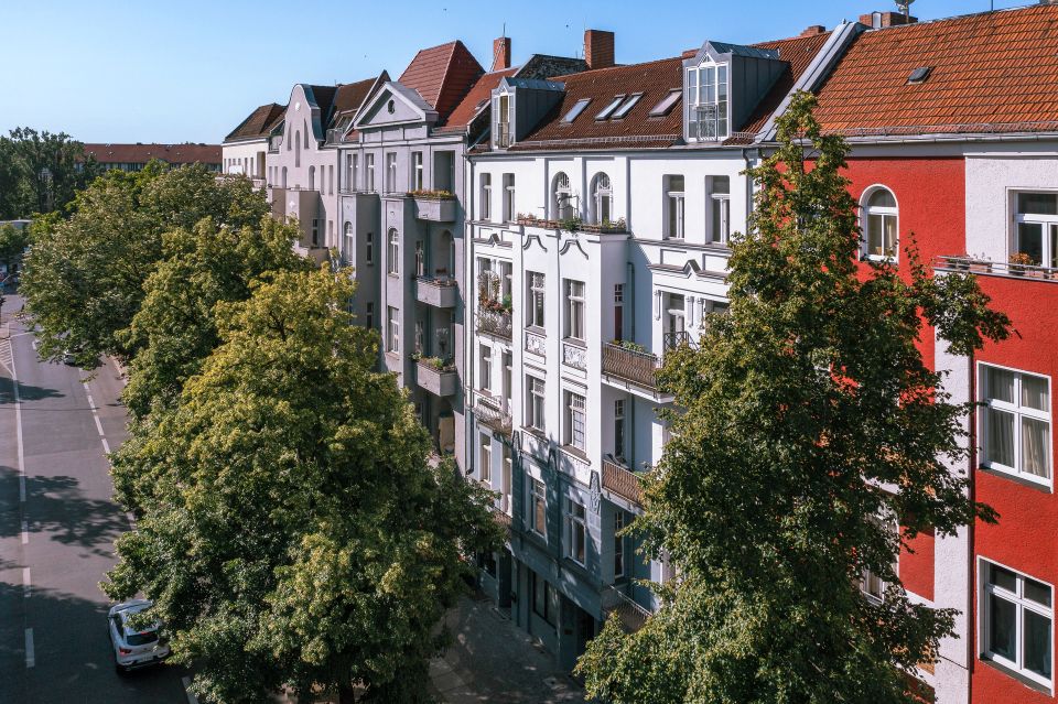 Bezugsfreie Gewerberäume in schönem West-Berliner Altbau nahe Schloss Charlottenburg in Berlin