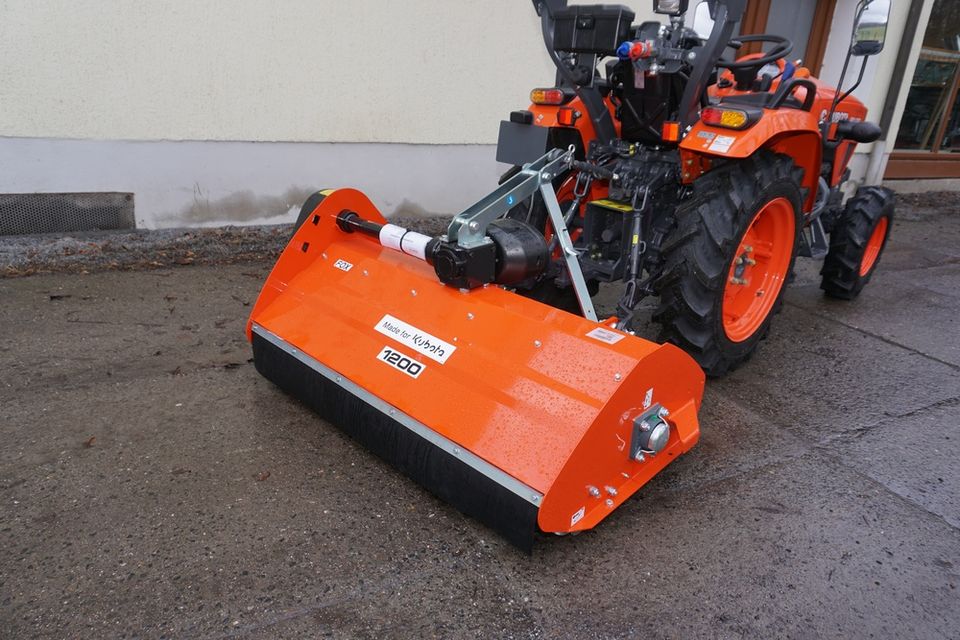 Kubota Heckschlegelmäher FOX1200, PERUZZO FOX, Mulcher in Kreischa