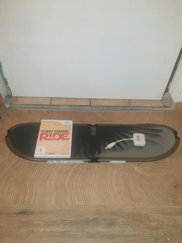 Wii Tony Hawk OVP Skateboard in Esslingen