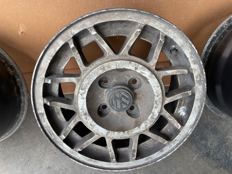 VW Felgen 6X14ET38 LK4X100 aus Werkstattauflösung in Viersen